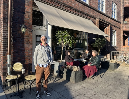 Kris Speaks Many Languages.